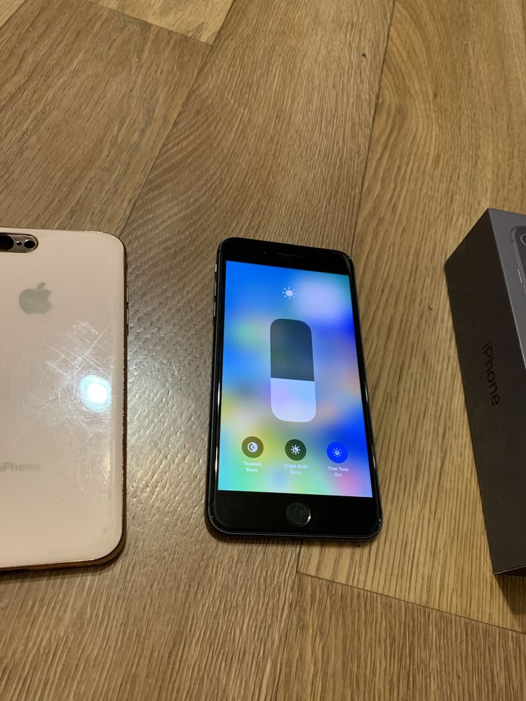 iphone 8 Plus 64 GB