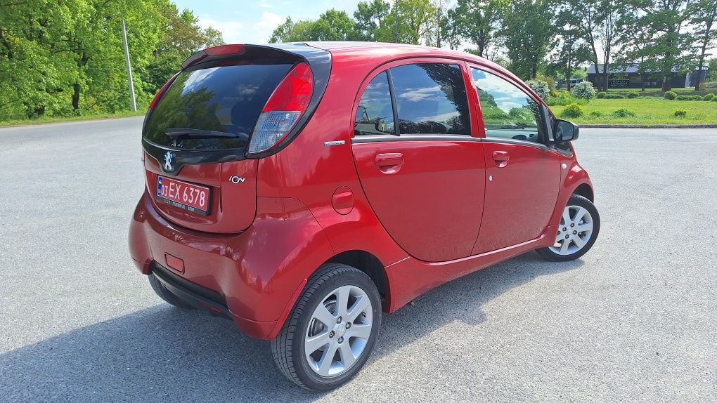 Peugeot ion electric