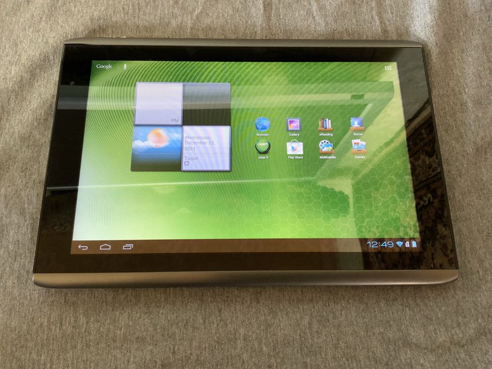 Acer A501. 3G+Wi-Fi. 16 Gb. 10”