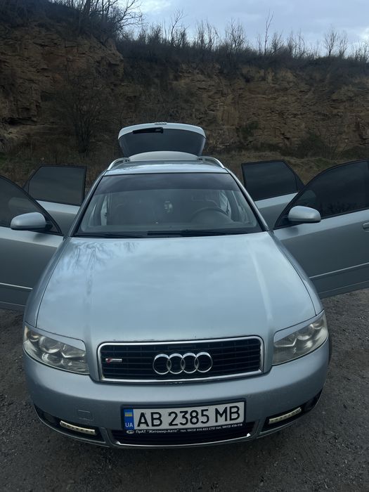 Продам AUDI  A4