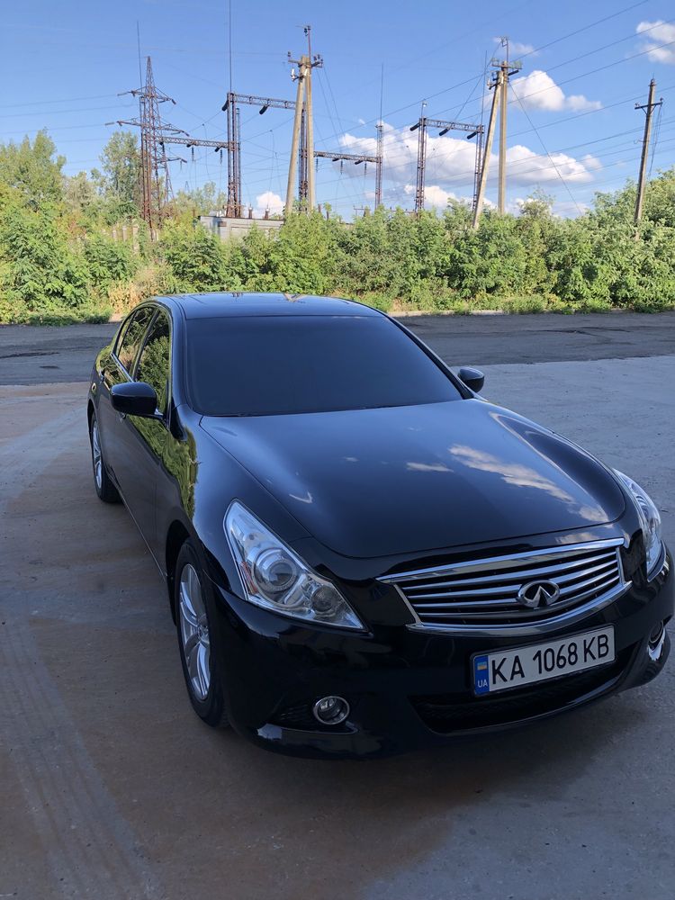 Продам авто Infiniti g25x торг