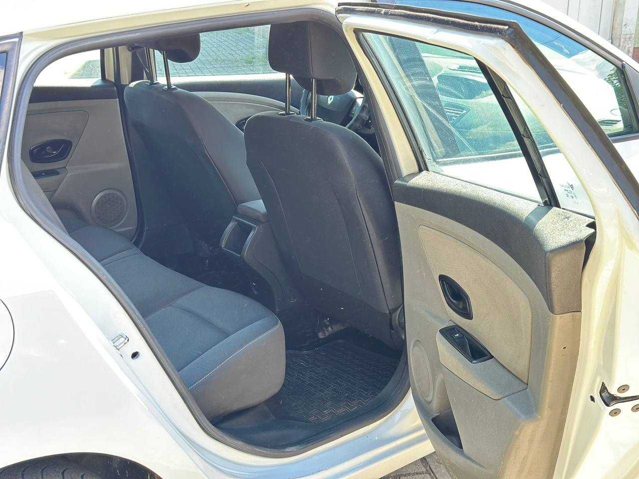 Renault Megane 1.5 дизель універсал