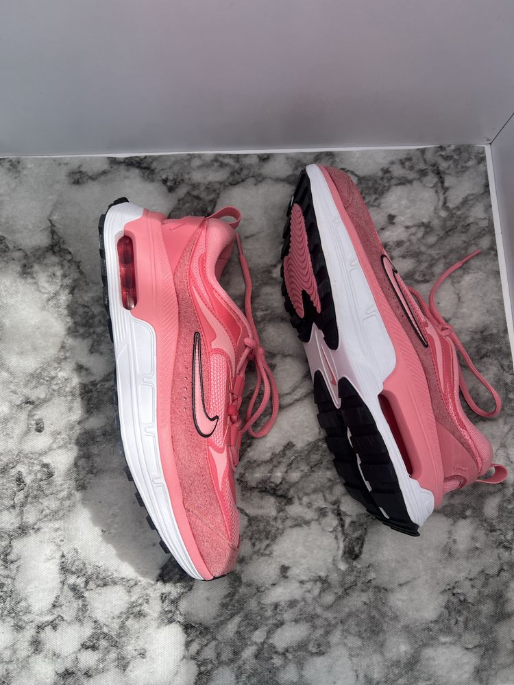 Жіночі кросівки Nike W Air Max Bliss DZ6754-800