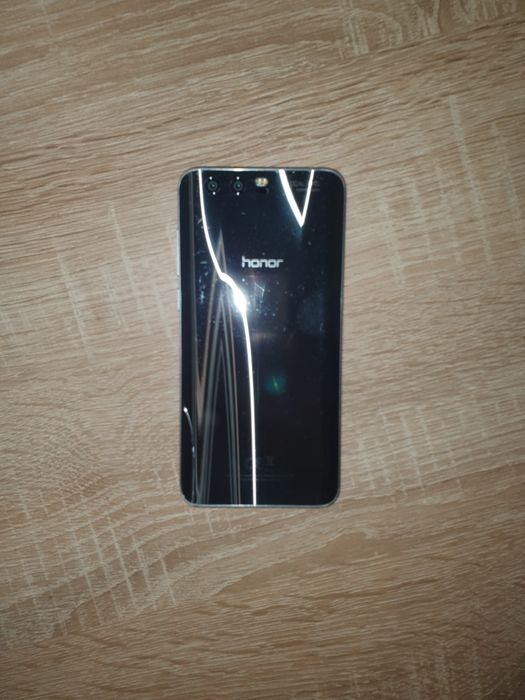 Huawei honor 9 4gb ram  dual sim