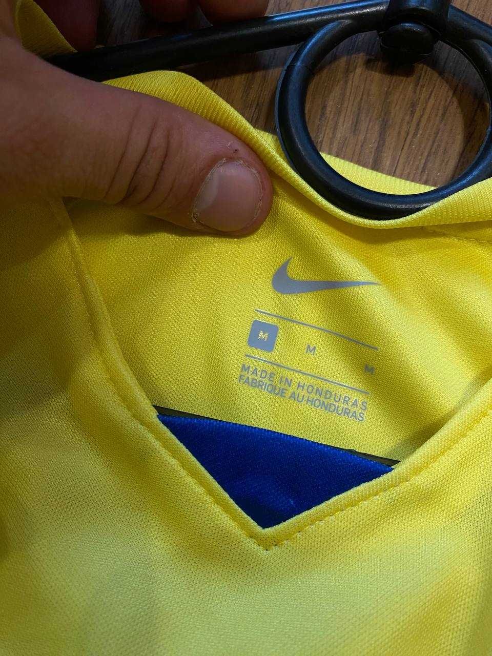 футбольная футболка Nike Бразилия размер М