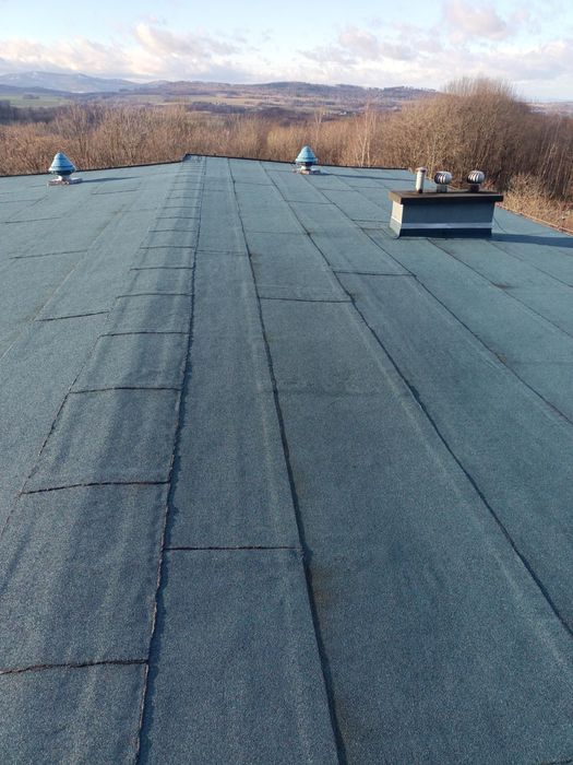 Dekarz. Pogotowie dekarskie, Usługi dekarskie, serwis dachów