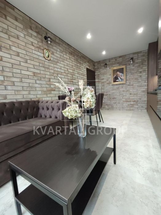 Дизайнерська 1к квартира  біля Центрального парку Ірпеня