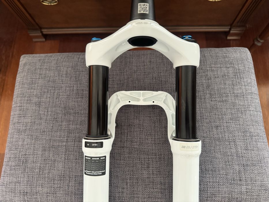 FOX RHYTHM 32 FLOAT 29 100 amortyzator BOOST MTB XC rock shox manetka