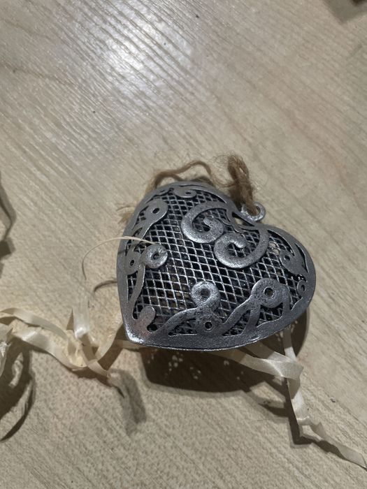 Zestaw 2 kubków wraz ze świecami plus serduszko