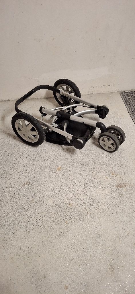 Carrinho de bebe/criança