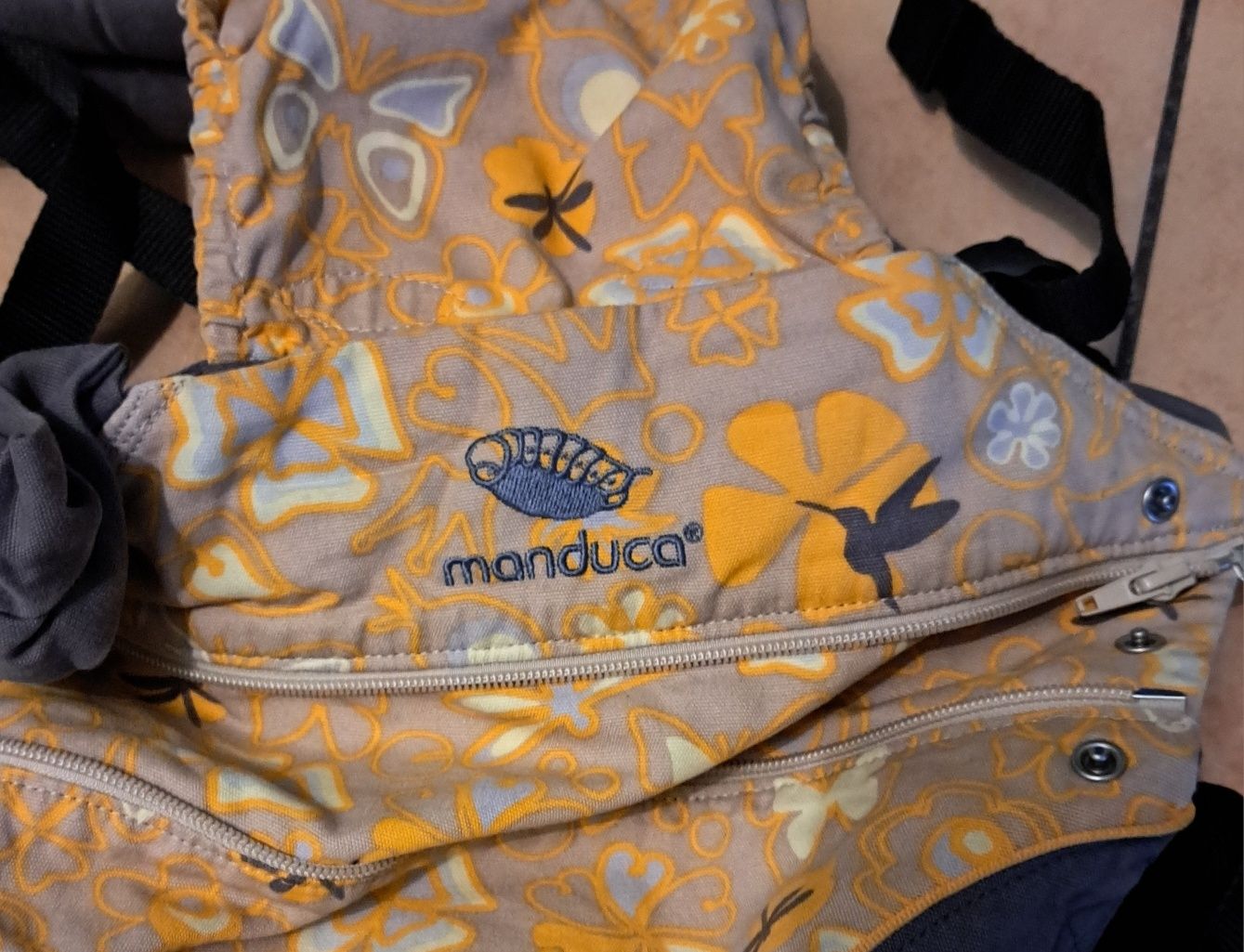 Sprzedam nosidełko Manduca