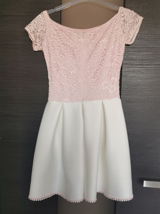 Sukienka dla nastolatki