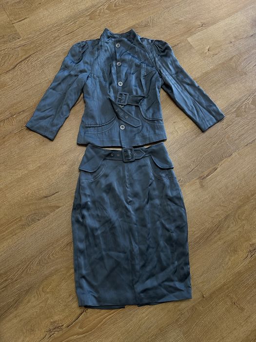 Жіночий діловий костюм двійка