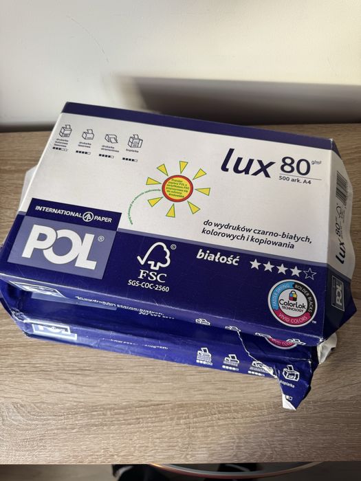 2 x Ryza papieru ksero POLlux, format A4o gramaturze 80 g/m²