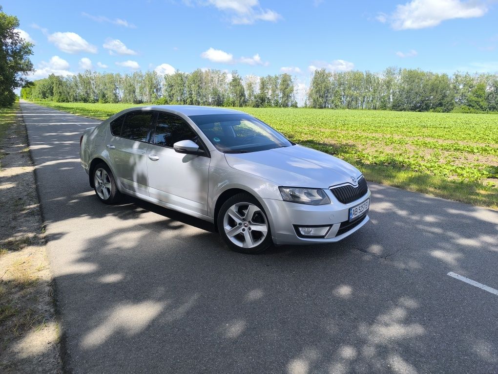 Шкода А7 2014 модельний ряд 1.6 TDI