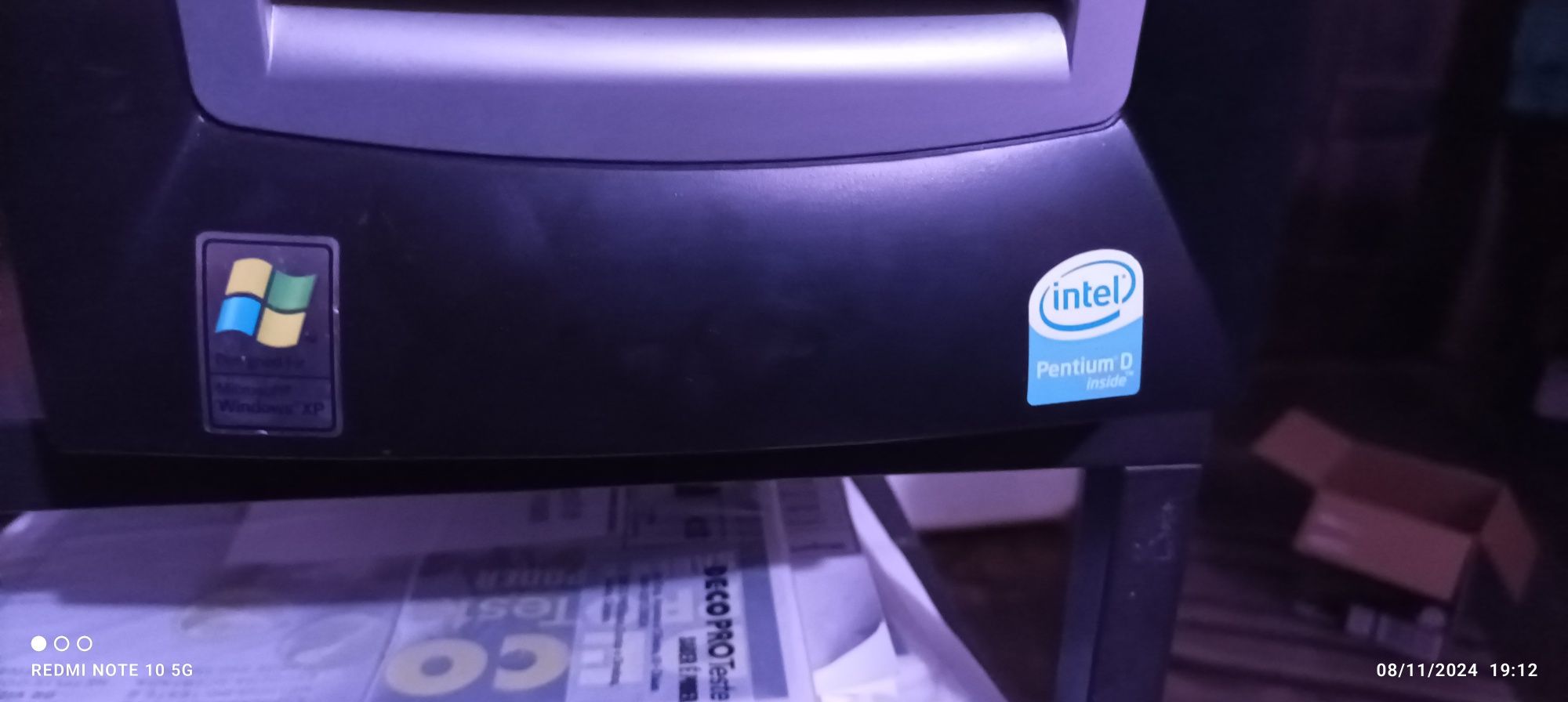 Vendo PC Desktop 
Vendo Pc Desktop + ecrã Ecrã Acer ( TFT de 17')
Pent