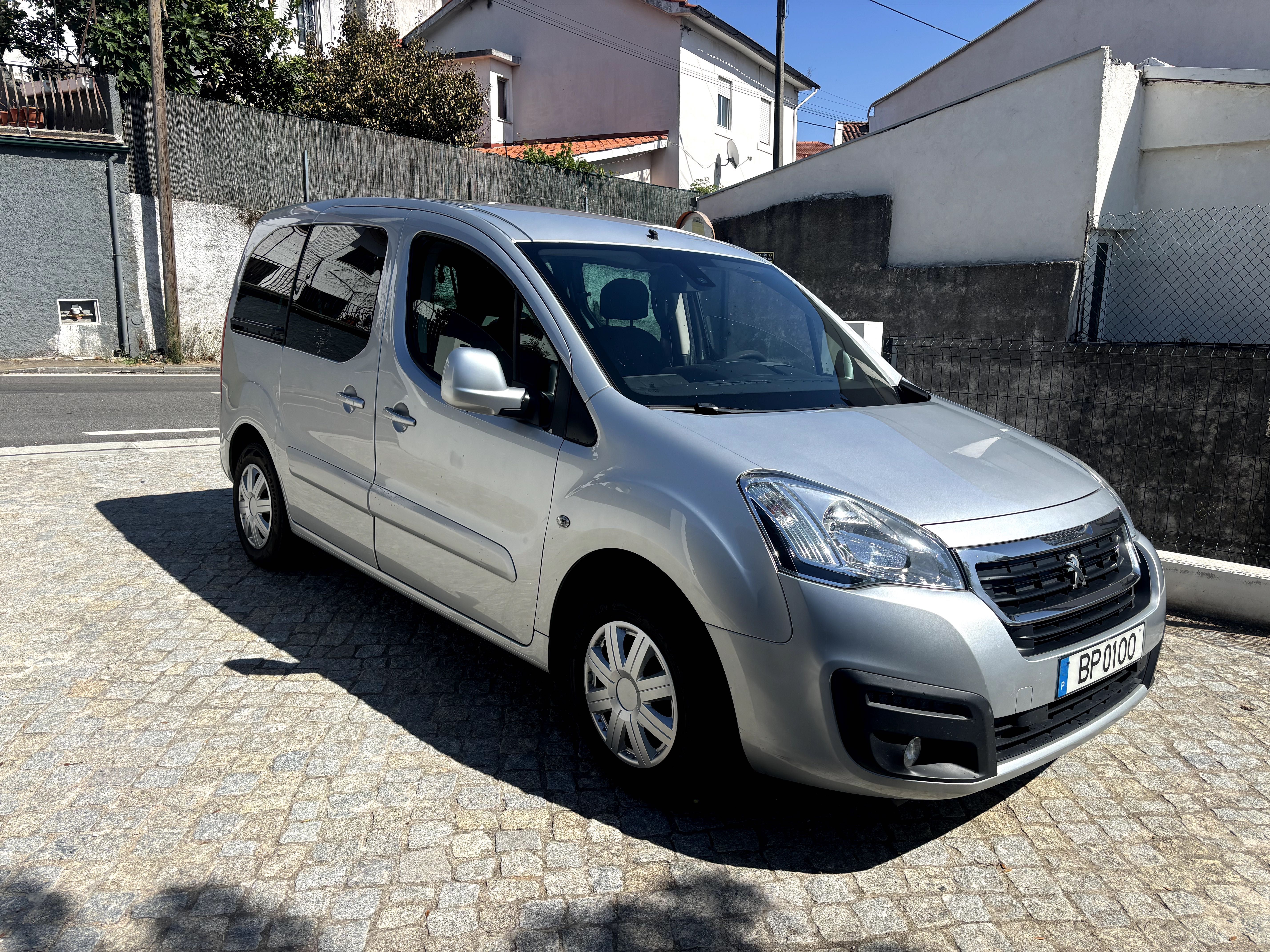Peugeot Partner 120 cv 5 lugares