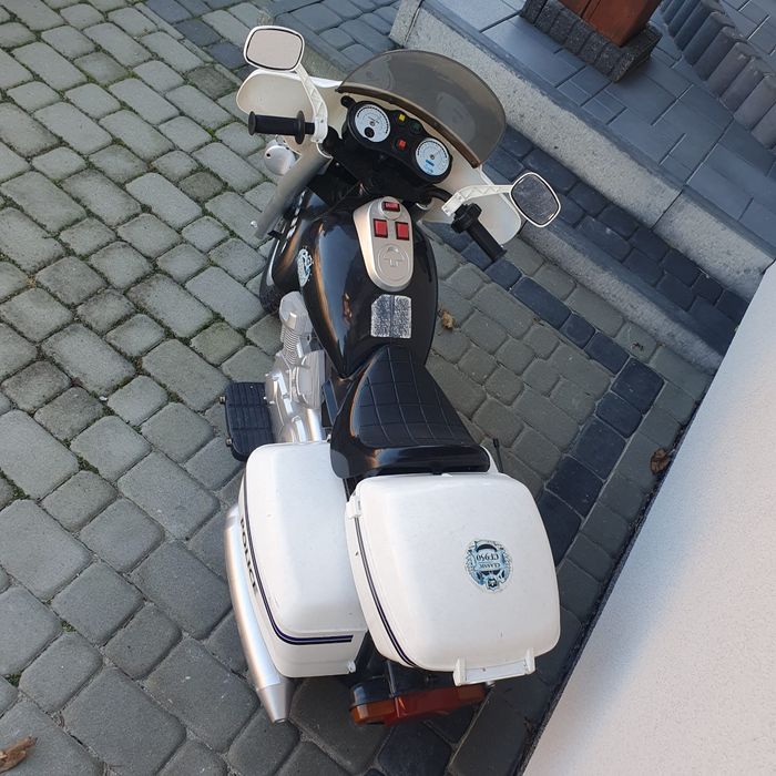 Motor policyjny na akumulator