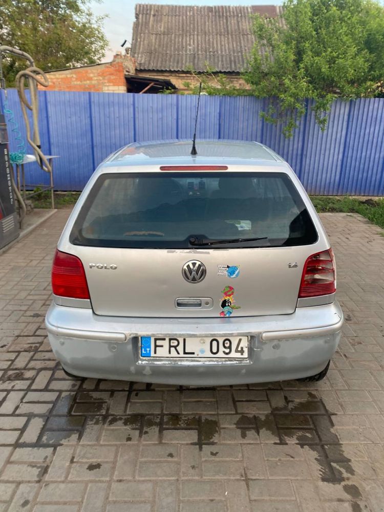 продам фольцваген поло 1.4 автомат