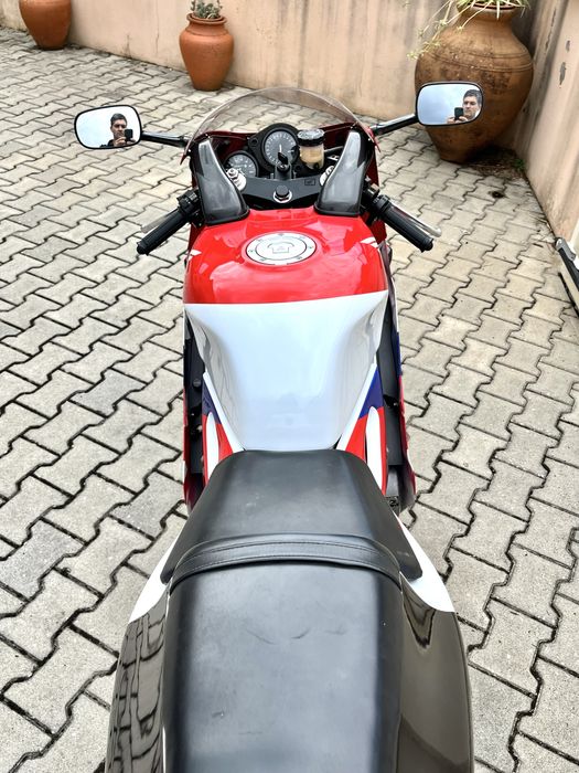 Honda RVF 400 NC35