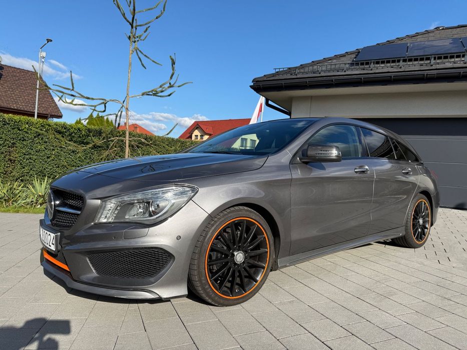 Mercedes-Benz CLA Mercedes Benz CLA 200 Shooting Brake Orange Art Edition