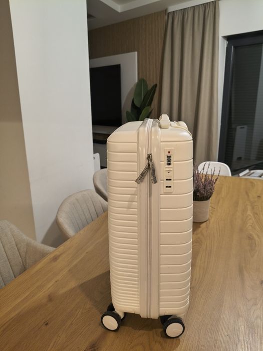 Walizka kabinowa WITTCHEN – nowa, kremowa (model 56-3T-161-89)