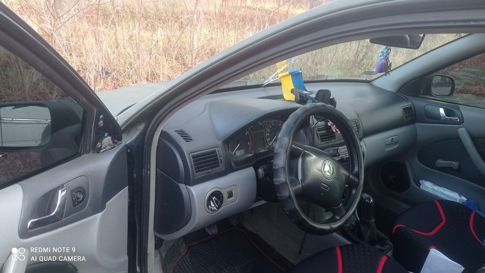 Шкода Октавія тур 1.9 tdi