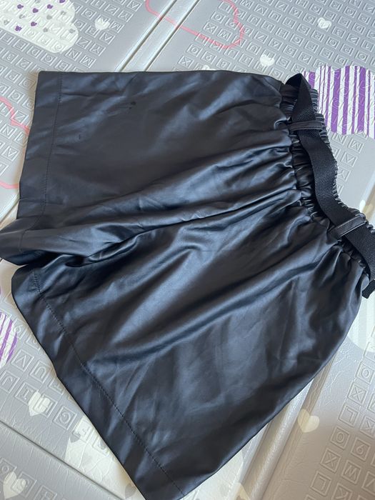 Шкіряні шорти М-L