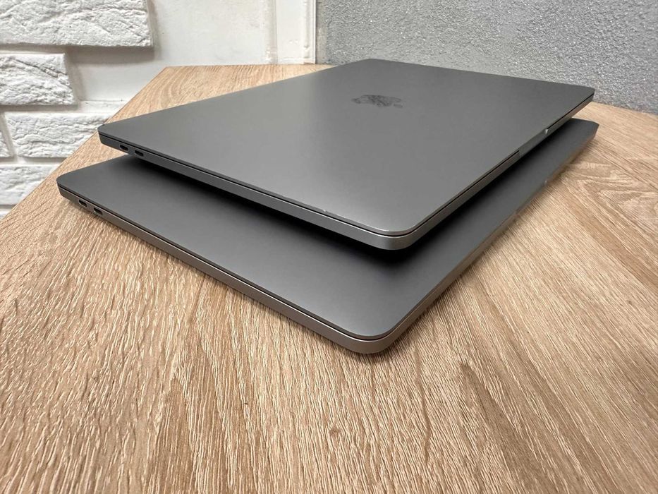 Apple MacBook Pro M1 2020 with TouchBar 16Gb RAM/256 Ідеал Макбук Про