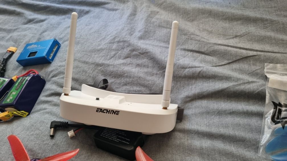 Kit Iniciação nos Drones FPV | Eachine Wizard X220