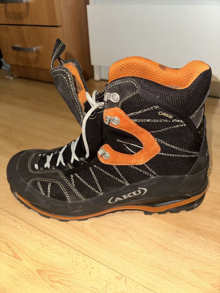 Buty do raków półautomatycznych Aku