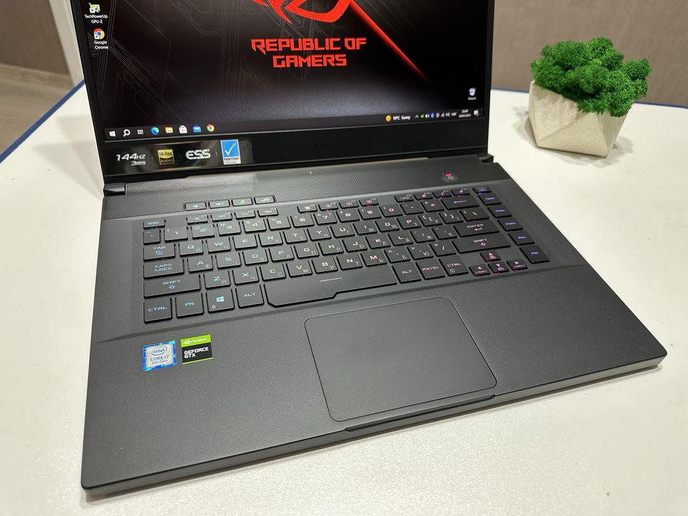 Asus ROG Zephyrus 15,6" FHD IPS|i7-9750H|16DDR4|SSD 512 NVMe|GTX1660Ti