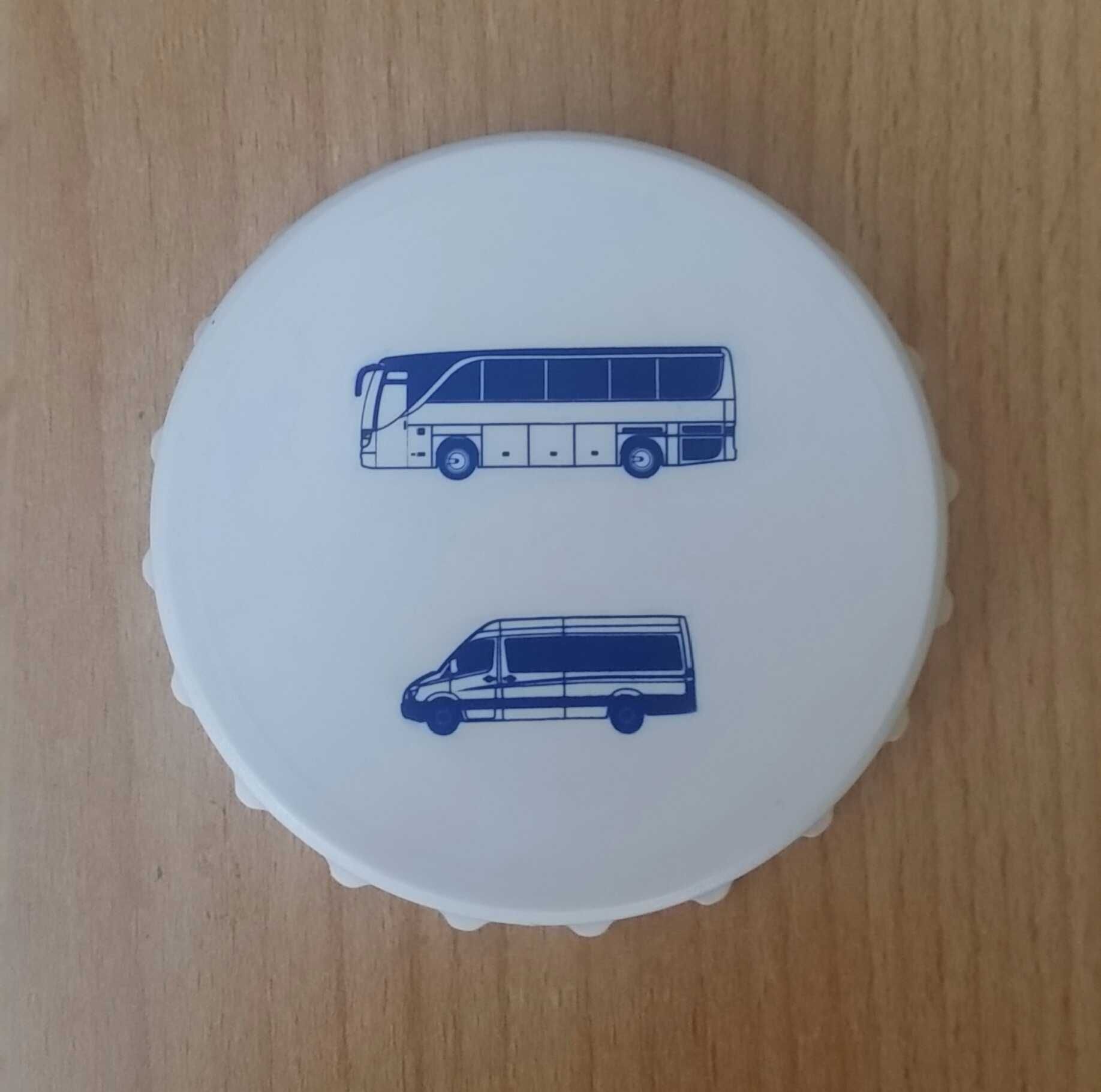 Otwieracz do kapsli zatyczka do butelek  duży kapsel autobus