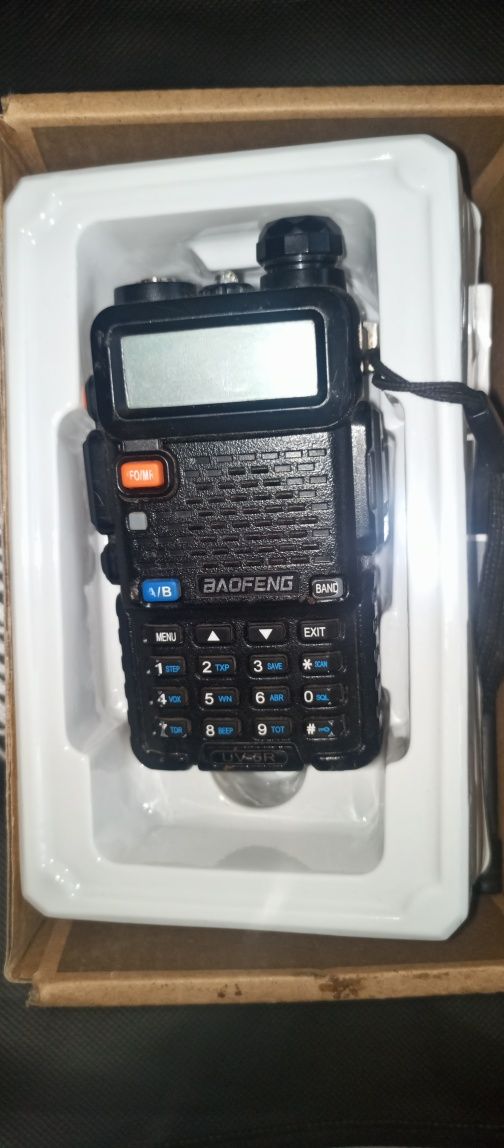 Baofeng uv-5r+доп аккумулятор+Антена nagoya na-771