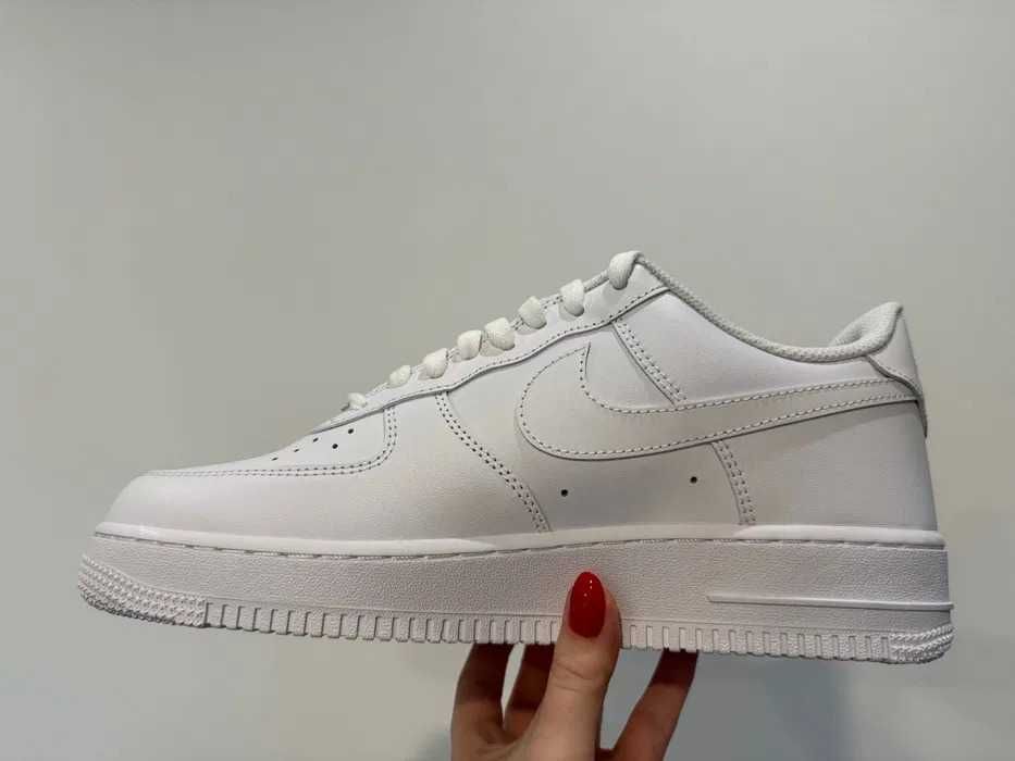 Buty Nike Air Force 1 Low '07 White r. 44,5