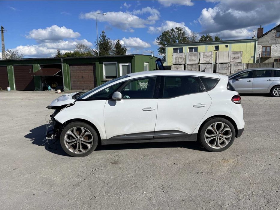 Панель передня з розборки Renault Clio V інші Рено шрот запчастини