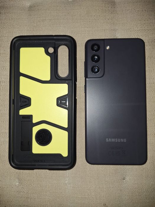 Продам Смартфон / флагман Samsung Galaxy S21 FE 5G 6/128gb SM-G990B/DS