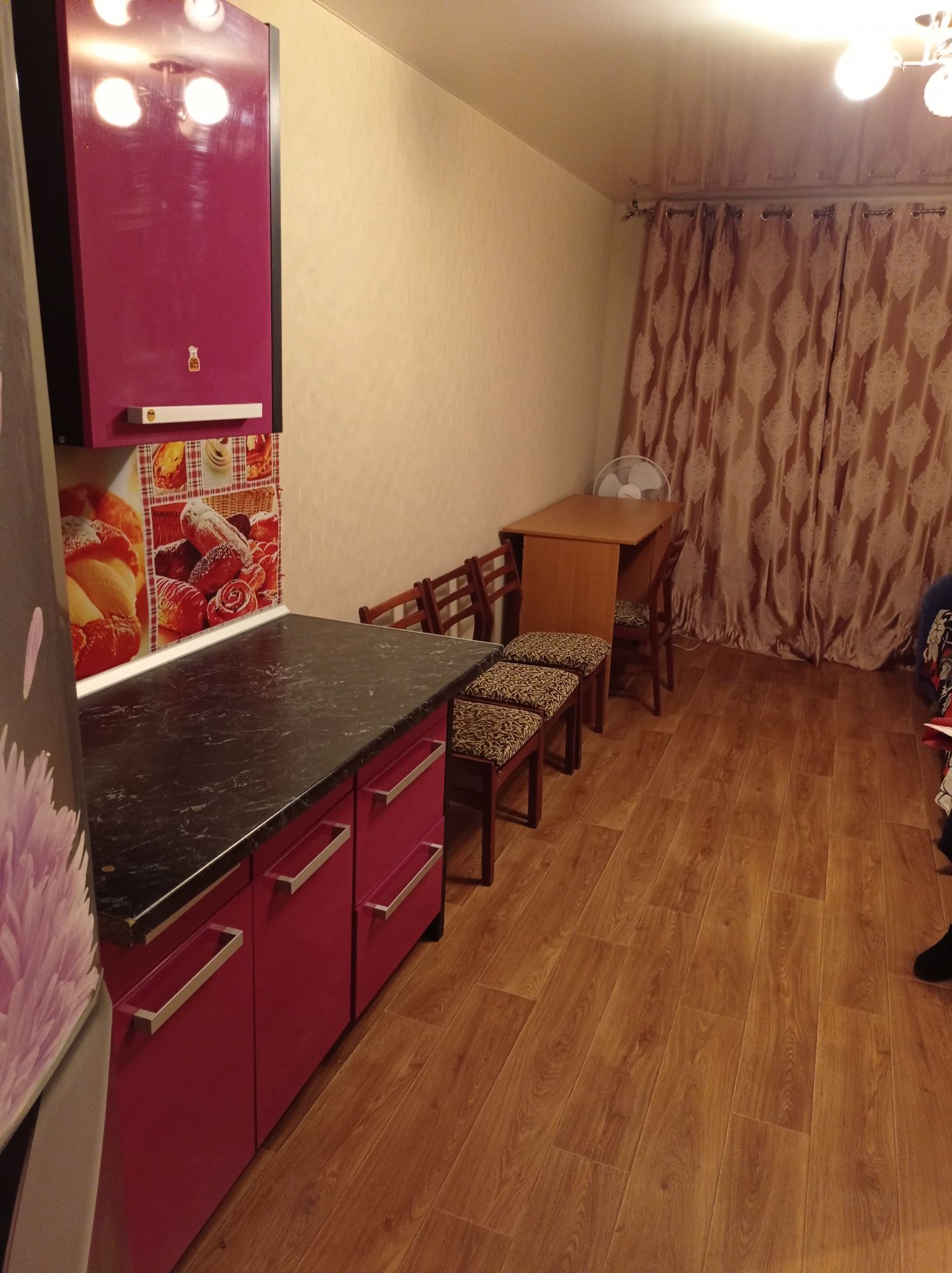 Продам Гостинку на посёлке Жуковского в Харькове...