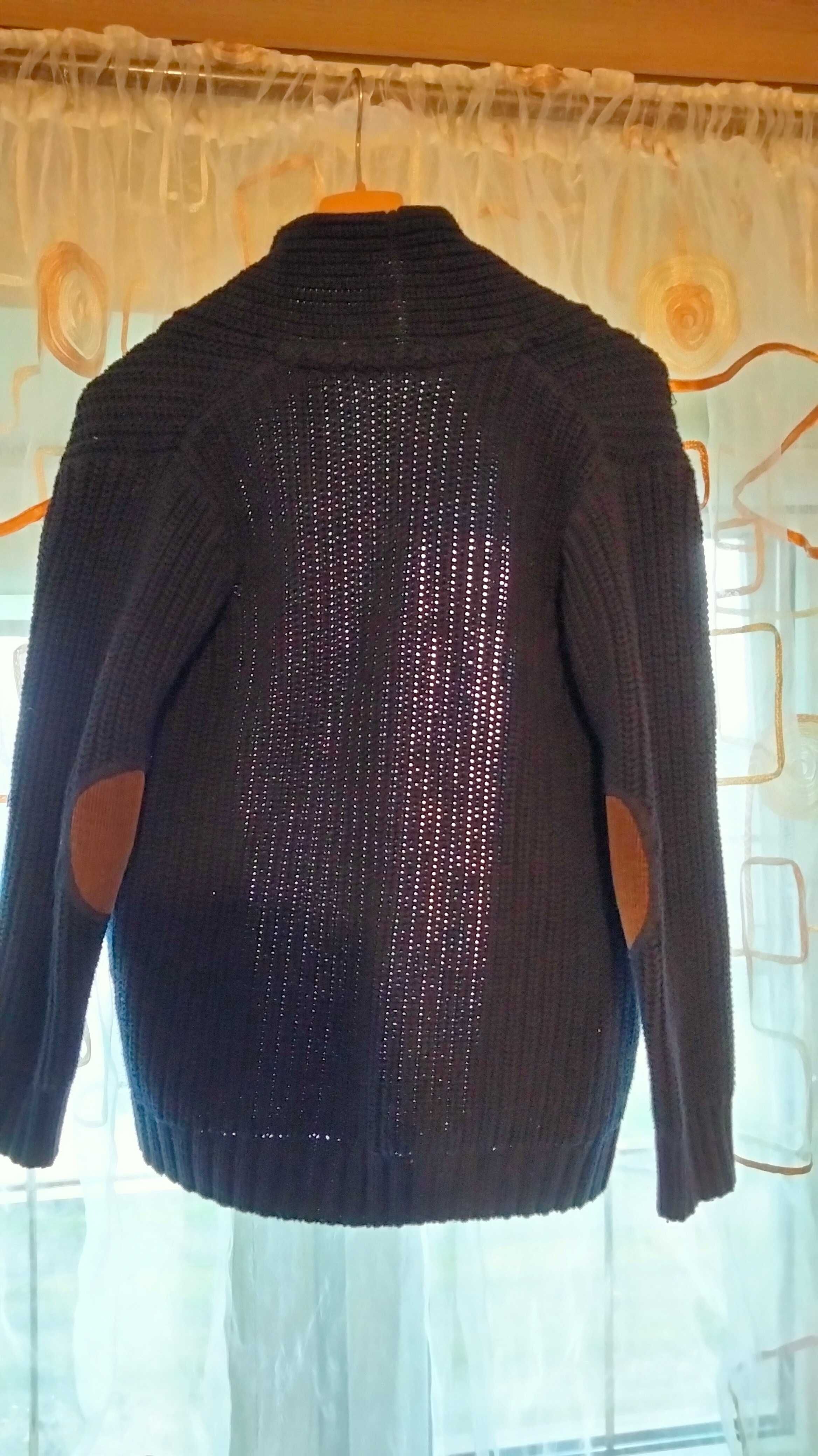 Elegancki sweter na guziki dla chłopca size 116-122. 100% cotton
