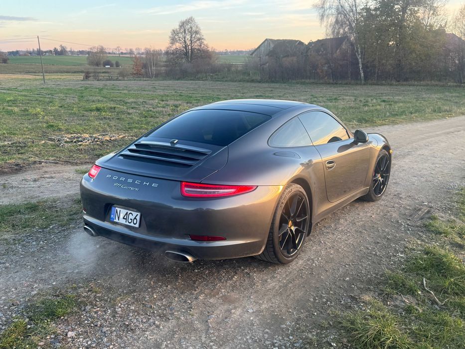 Porsche 911 Carrera S 2013r. 3.4  - 350KM •	Przebieg  78295 km