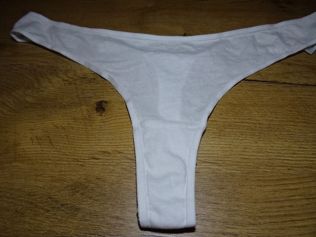 Primark stringi białe bawełniane nowe L ( 42-44 )