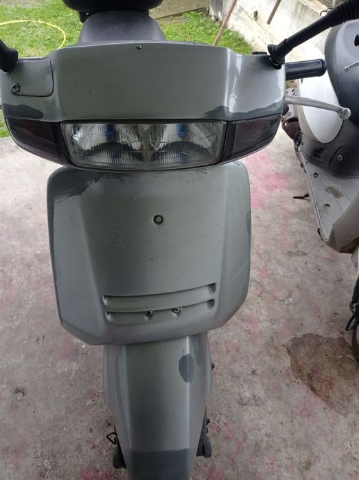 Продам два японських скутора.