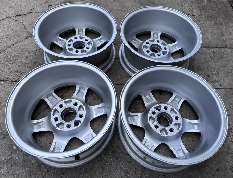 Литые диски r15 5x110 ET-25 на Opel Astra/Zafira/Omega/Vectra/Meriva