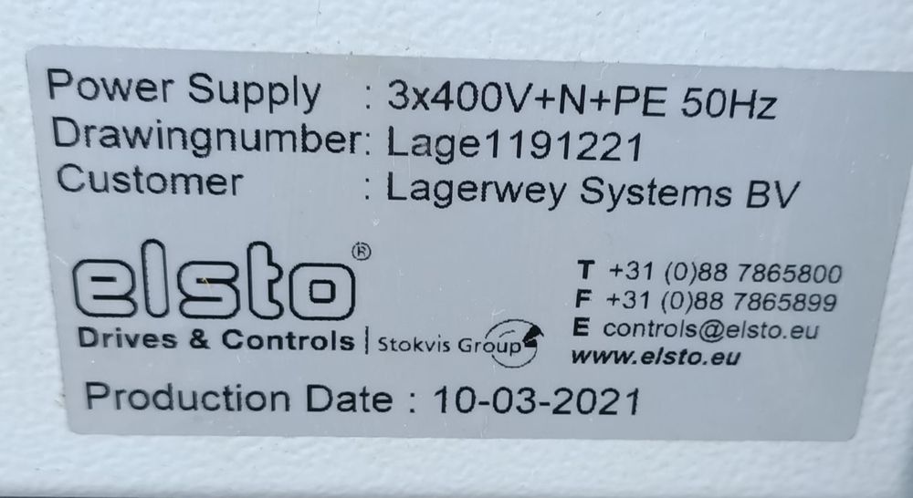 Szafa sterownicza do dźwigu lub maszyn budowlanych