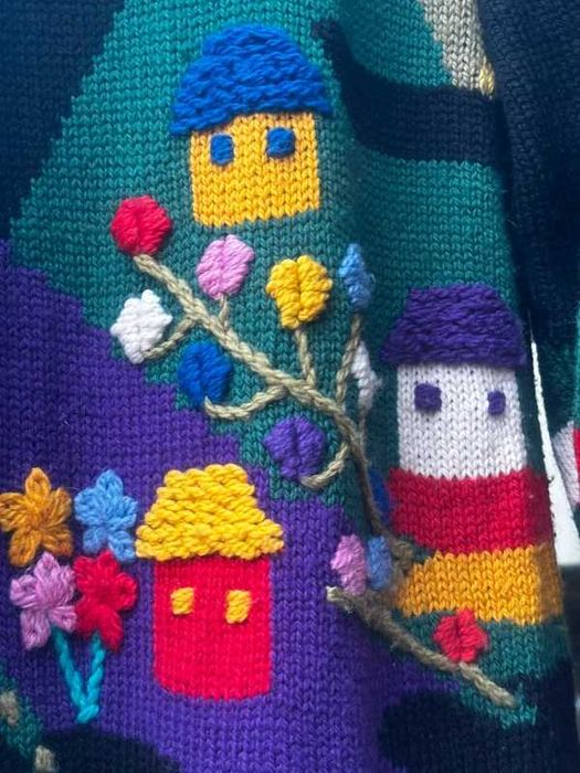 Kolorowy sweter unikat hand made kwiaty domki