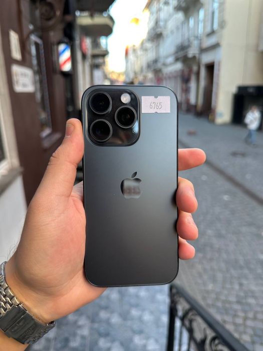 Apple iPhone 16 Pro 128gb 256гб Black Neverlock ідеал 100% 83 цикла
