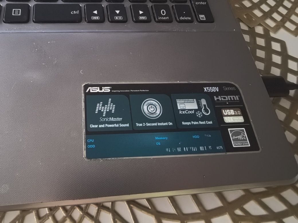 Asus x550v używany