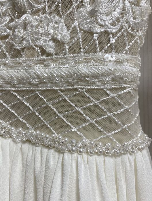 Весільна сукня