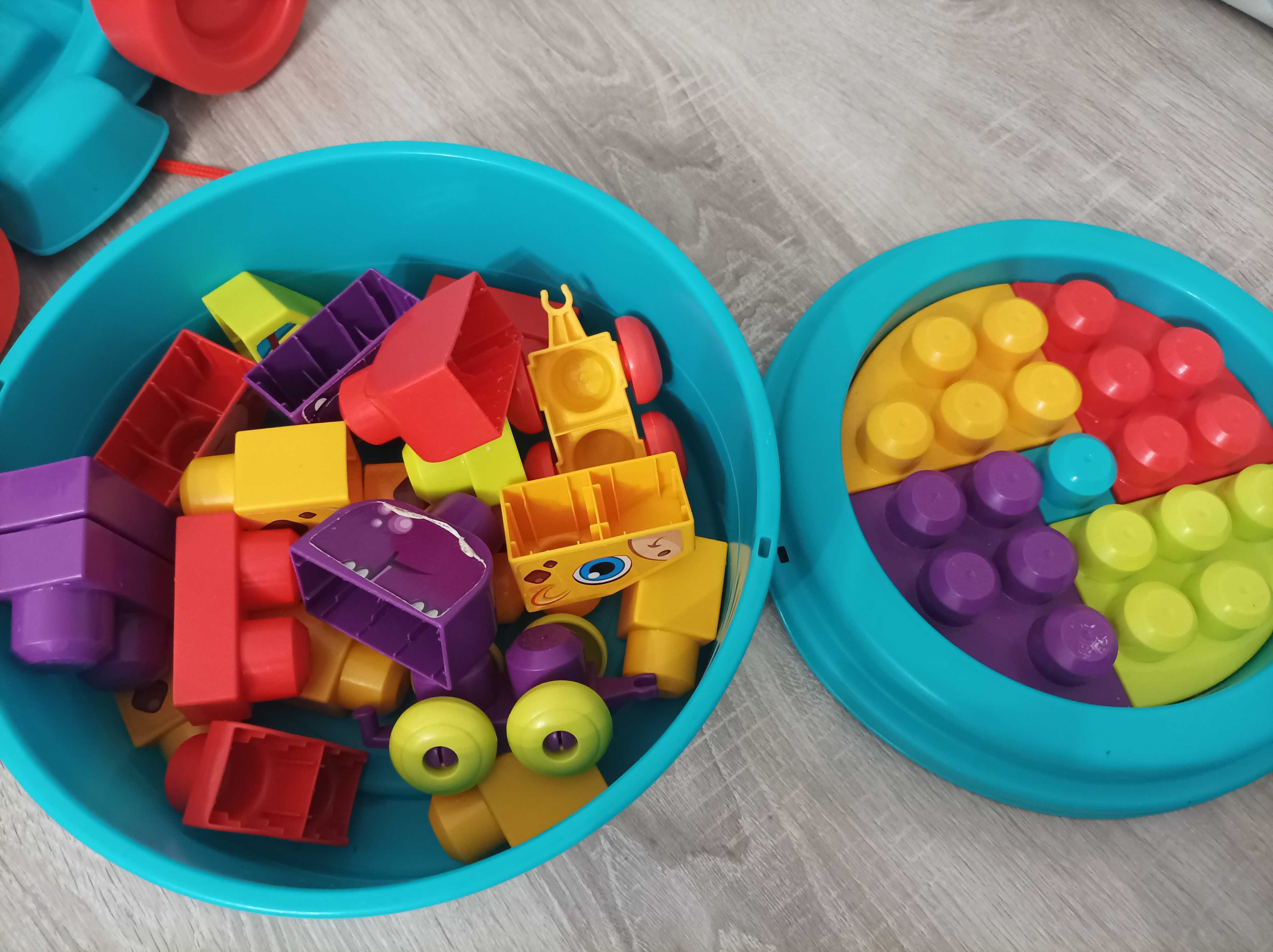 Fischer Price mega bloks spacerowy słonik
