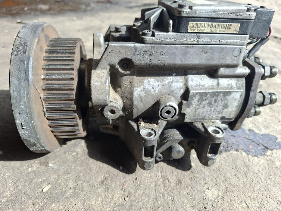 Pompa wtryskowa audi A6 C5 a4 passat B5 2.5tdi V6 150km 059,130,106a